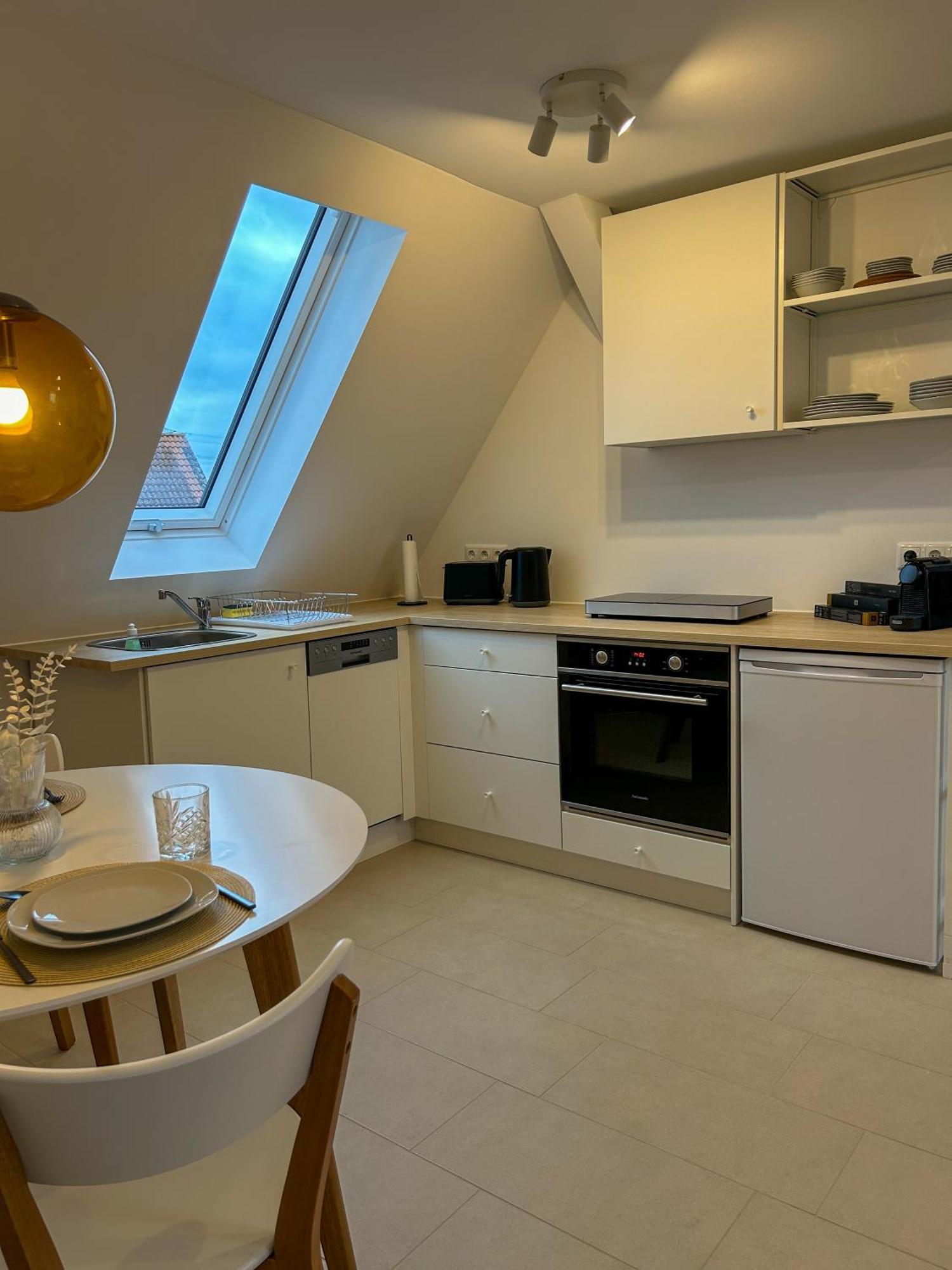 Ferienwohnung As 5 One & Two Bamberg - Modern In Ruhiger Lager Mit Balkon Hallstadt Exteriör bild